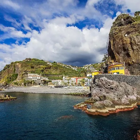 Sea Sky By Madeira Lejlighed